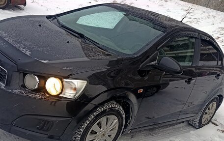 Chevrolet Aveo III, 2012 год, 700 000 рублей, 3 фотография