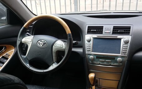 Toyota Camry, 2006 год, 1 200 000 рублей, 6 фотография