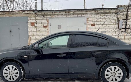 Chevrolet Cruze II, 2010 год, 660 000 рублей, 8 фотография