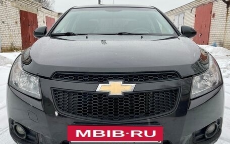 Chevrolet Cruze II, 2010 год, 660 000 рублей, 2 фотография