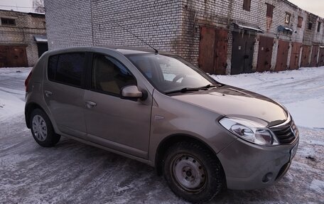 Renault Sandero I, 2011 год, 535 000 рублей, 3 фотография