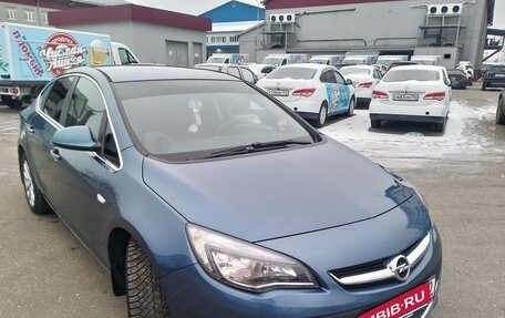 Opel Astra J, 2013 год, 975 000 рублей, 5 фотография