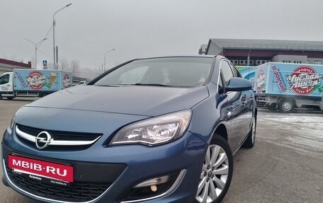 Opel Astra J, 2013 год, 975 000 рублей, 11 фотография