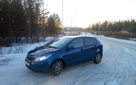 KIA Rio III рестайлинг, 2015 год, 820 000 рублей, 2 фотография