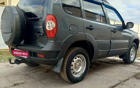 Chevrolet Niva I рестайлинг, 2011 год, 570 000 рублей, 6 фотография