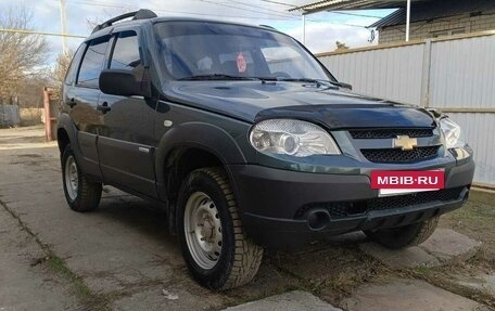 Chevrolet Niva I рестайлинг, 2011 год, 570 000 рублей, 10 фотография