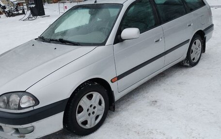 Toyota Avensis III рестайлинг, 2000 год, 350 000 рублей, 3 фотография