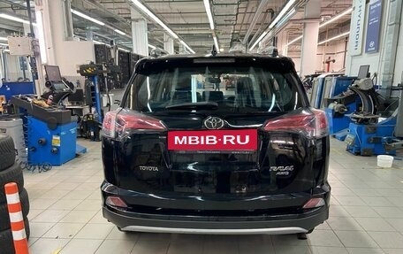 Toyota RAV4, 2018 год, 2 587 000 рублей, 5 фотография