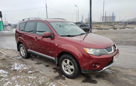 Mitsubishi Outlander III рестайлинг 3, 2008 год, 990 000 рублей, 3 фотография