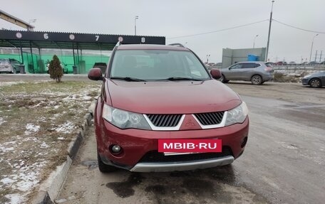 Mitsubishi Outlander III рестайлинг 3, 2008 год, 990 000 рублей, 2 фотография