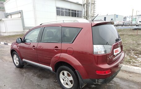 Mitsubishi Outlander III рестайлинг 3, 2008 год, 990 000 рублей, 7 фотография