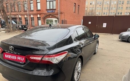 Toyota Camry, 2019 год, 3 200 000 рублей, 4 фотография