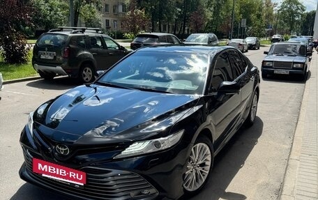 Toyota Camry, 2019 год, 3 200 000 рублей, 14 фотография