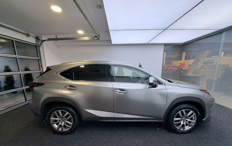 Lexus NX I, 2018 год, 2 750 000 рублей, 5 фотография