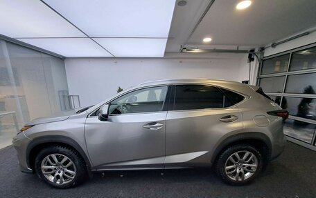 Lexus NX I, 2018 год, 2 750 000 рублей, 10 фотография