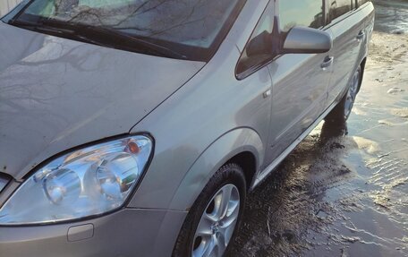 Opel Zafira B, 2008 год, 500 000 рублей, 11 фотография