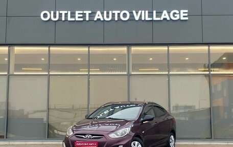 Hyundai Solaris II рестайлинг, 2011 год, 599 000 рублей, 1 фотография