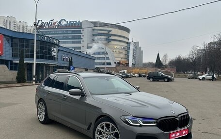 BMW 5 серия, 2021 год, 5 950 000 рублей, 1 фотография