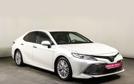 Toyota Camry, 2019 год, 3 798 000 рублей, 3 фотография