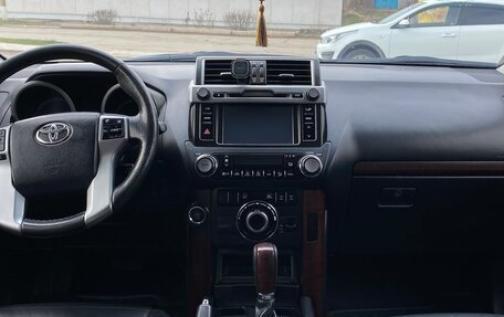 Toyota Land Cruiser Prado 150 рестайлинг 2, 2013 год, 4 100 000 рублей, 8 фотография