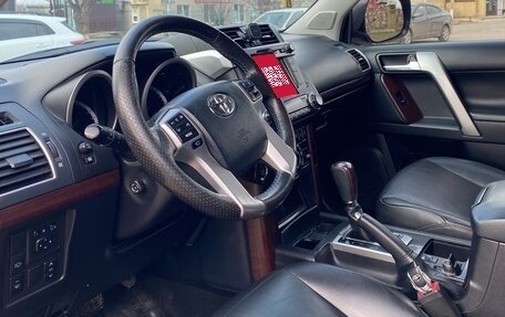 Toyota Land Cruiser Prado 150 рестайлинг 2, 2013 год, 4 100 000 рублей, 6 фотография