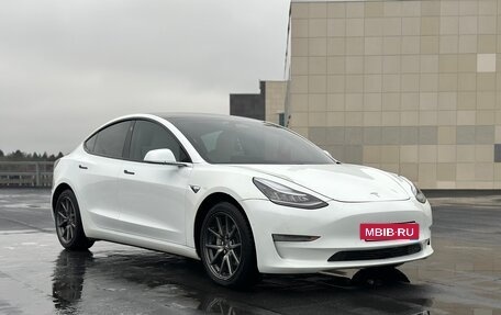 Tesla Model 3 I, 2019 год, 2 290 000 рублей, 3 фотография