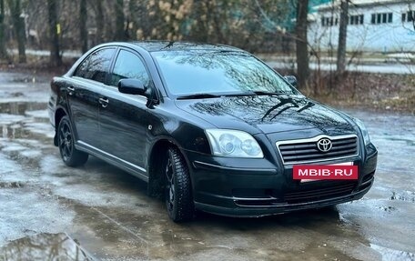 Toyota Avensis III рестайлинг, 2006 год, 695 000 рублей, 3 фотография