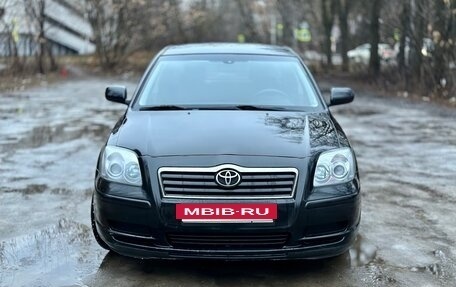 Toyota Avensis III рестайлинг, 2006 год, 695 000 рублей, 2 фотография