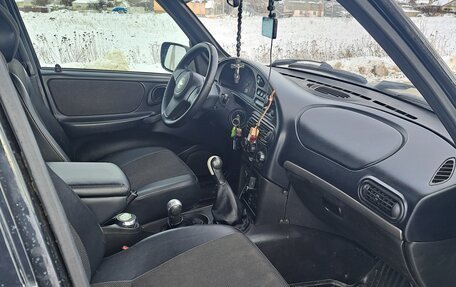 Chevrolet Niva I рестайлинг, 2010 год, 670 000 рублей, 6 фотография