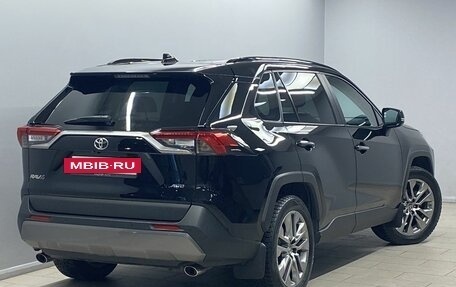 Toyota RAV4, 2020 год, 3 999 000 рублей, 4 фотография