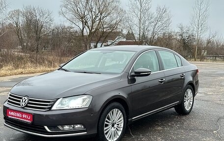 Volkswagen Passat B7, 2011 год, 1 350 000 рублей, 1 фотография