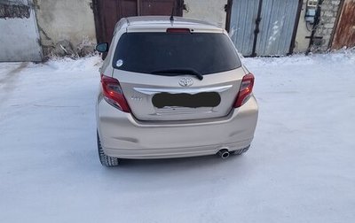 Toyota Vitz, 2015 год, 980 000 рублей, 1 фотография