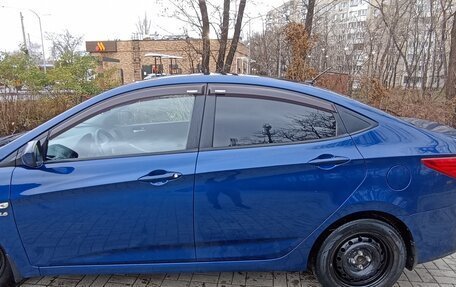 Hyundai Solaris II рестайлинг, 2015 год, 1 200 000 рублей, 8 фотография