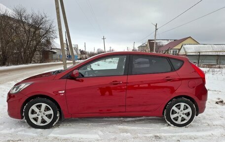 Hyundai Solaris II рестайлинг, 2012 год, 910 000 рублей, 3 фотография