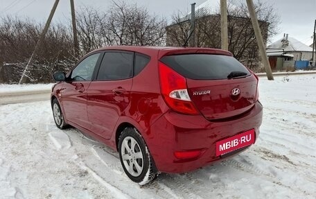 Hyundai Solaris II рестайлинг, 2012 год, 910 000 рублей, 10 фотография