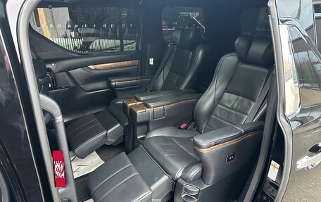 Toyota Alphard III, 2017 год, 4 350 000 рублей, 13 фотография