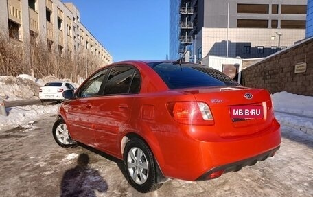 KIA Rio II, 2010 год, 585 000 рублей, 6 фотография