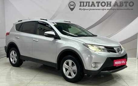 Toyota RAV4, 2014 год, 1 698 000 рублей, 5 фотография