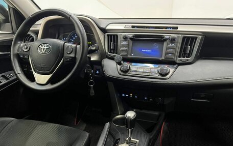 Toyota RAV4, 2014 год, 1 698 000 рублей, 17 фотография