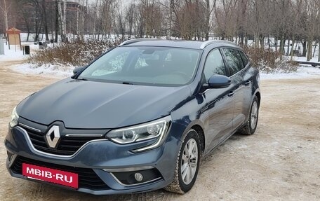 Renault Megane IV, 2018 год, 1 350 000 рублей, 2 фотография