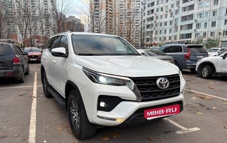 Toyota Fortuner II, 2020 год, 3 590 000 рублей, 2 фотография