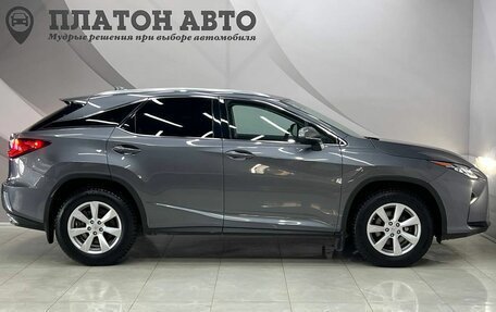 Lexus RX IV рестайлинг, 2017 год, 4 048 000 рублей, 6 фотография