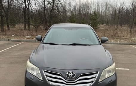 Toyota Camry, 2010 год, 1 250 000 рублей, 2 фотография