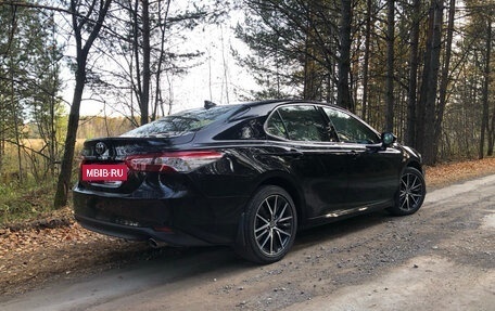 Toyota Camry, 2021 год, 4 520 000 рублей, 3 фотография