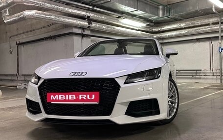 Audi TT, 2016 год, 4 000 000 рублей, 2 фотография