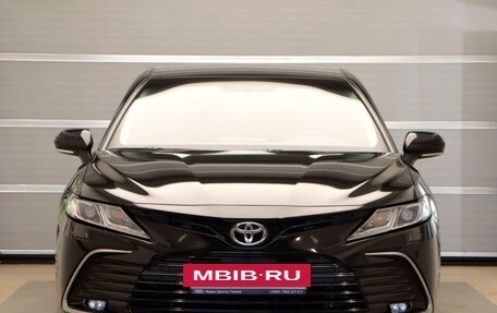 Toyota Camry, 2021 год, 3 289 000 рублей, 2 фотография