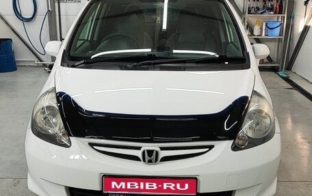 Honda Fit III, 2006 год, 550 000 рублей, 1 фотография