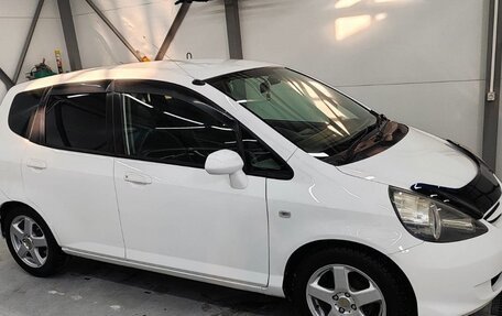 Honda Fit III, 2006 год, 550 000 рублей, 6 фотография