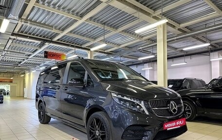 Mercedes-Benz V-Класс, 2024 год, 11 950 000 рублей, 4 фотография