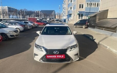 Lexus ES VII, 2015 год, 2 700 000 рублей, 8 фотография